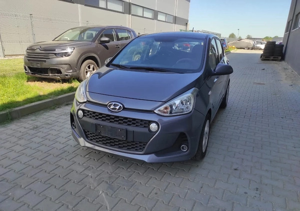 Hyundai i10 cena 15000 przebieg: 108500, rok produkcji 2016 z Żywiec małe 172